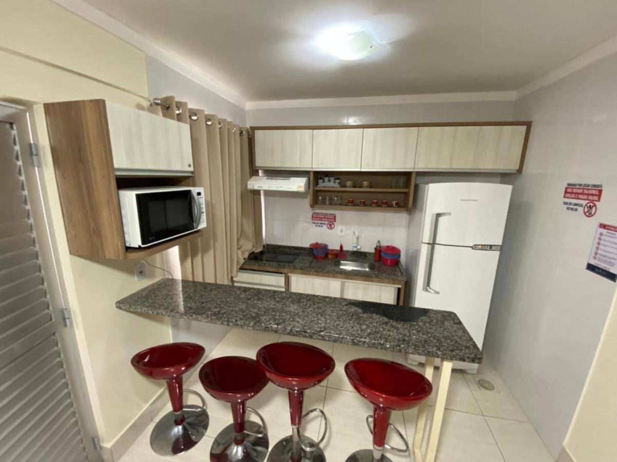 Lacqua Diroma V Apt Localizado Proximo A Portariaparque Aquatico Completo Nao Dispomos De Roupa De Cama E Banho Caldas Novas Εξωτερικό φωτογραφία